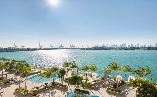 Condo in Miami Beach, Florida, United States 1