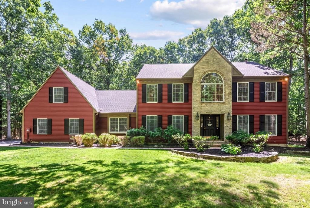 House in Medford Lakes, New Jersey, United States 1 - 18373331