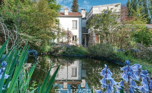 Villa in Ouest, Igny, France 1