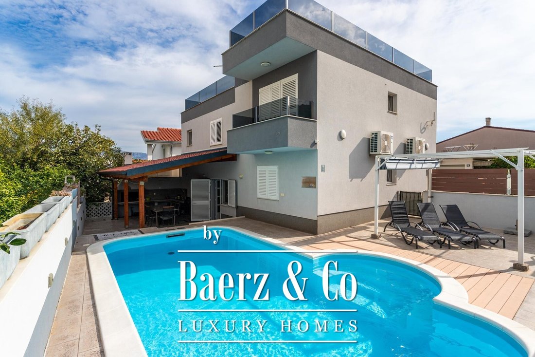 Townhouse in Slatine, Split-Dalmatia County, Croatia 1 - 18380088