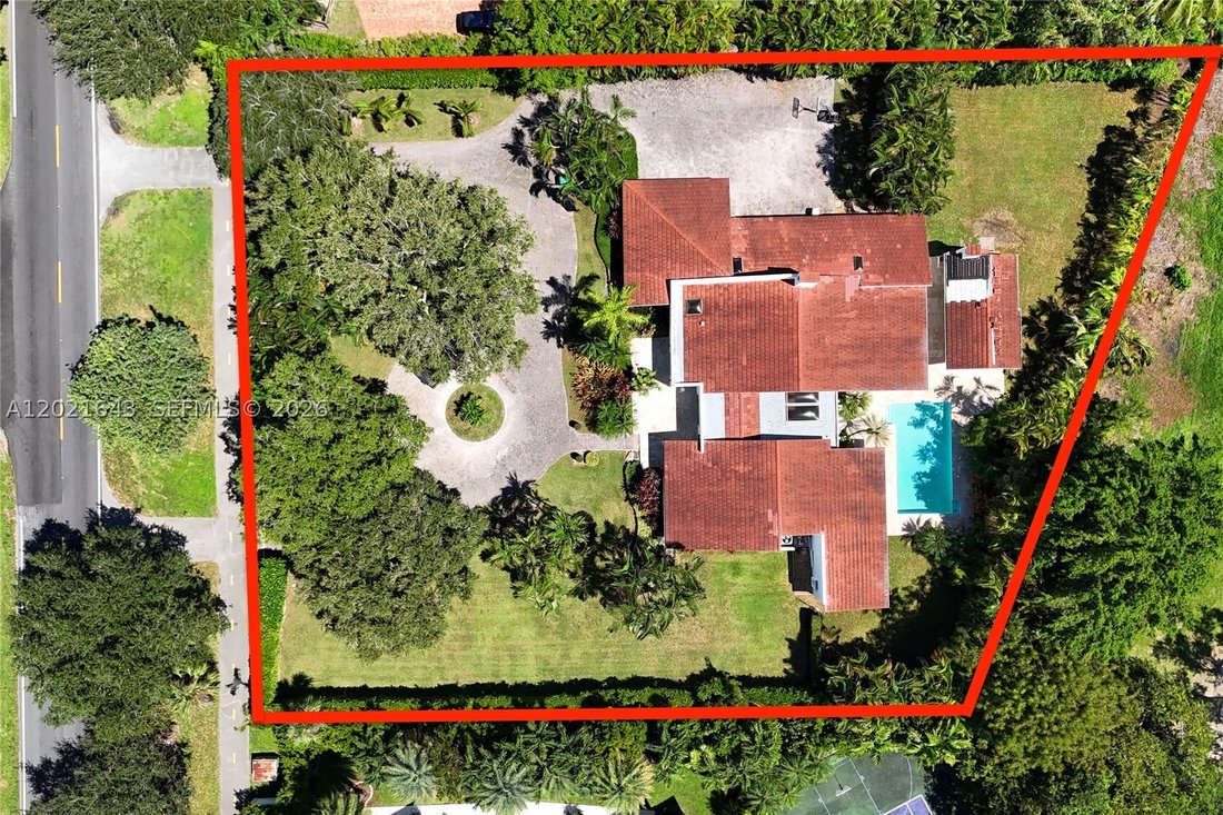 House in Miami, Florida, United States 3 - 17960793