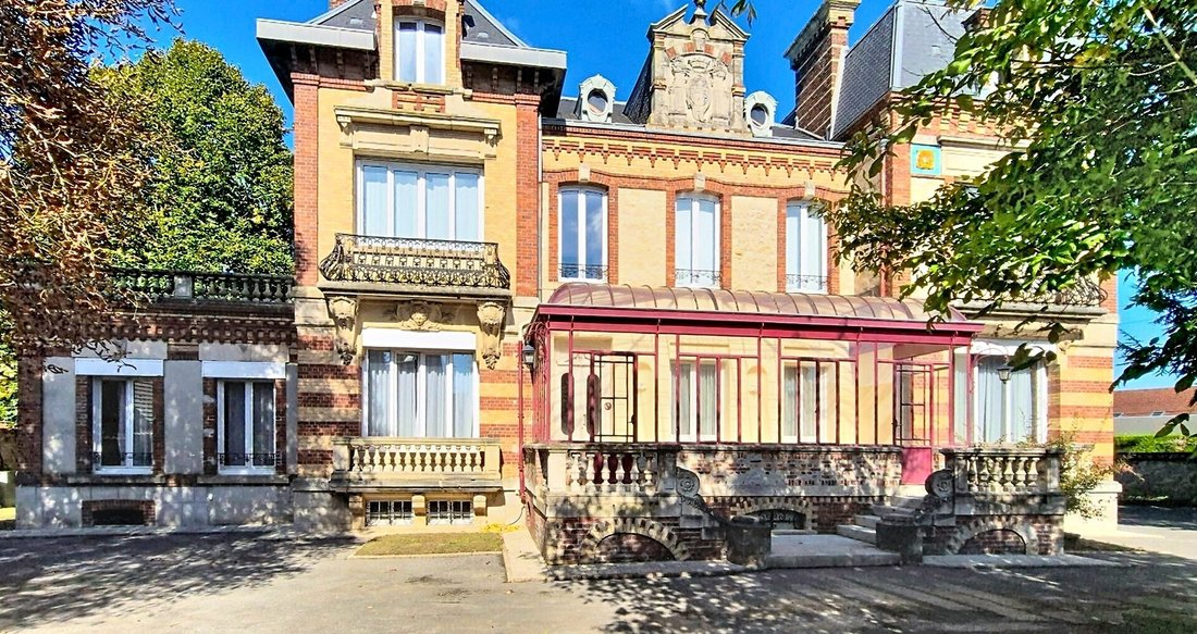 Villa in Geresmes-Bouillant, Crepy-en-Valois, France 1 - 18073628