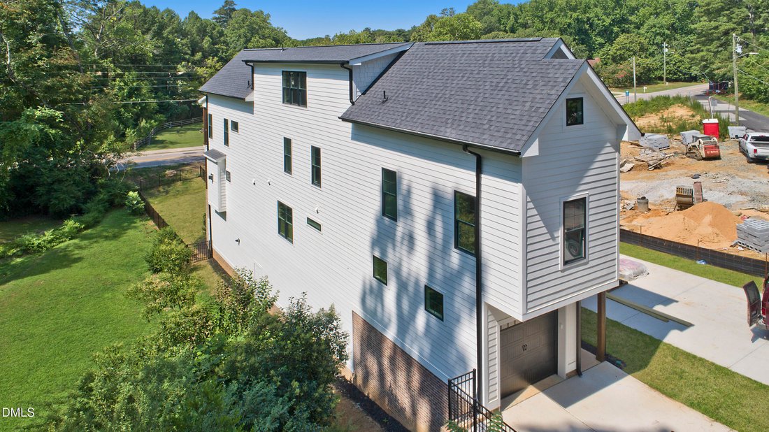 House in Apex, North Carolina, United States 3 - 17988335