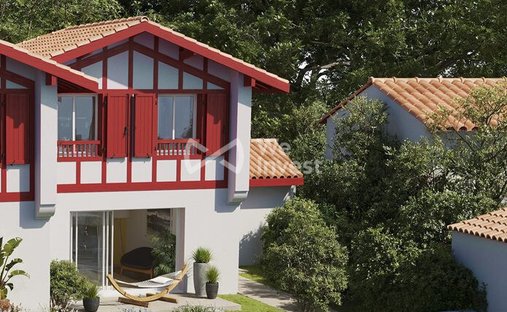 House in Biarritz, Nouvelle-Aquitaine, France 1
