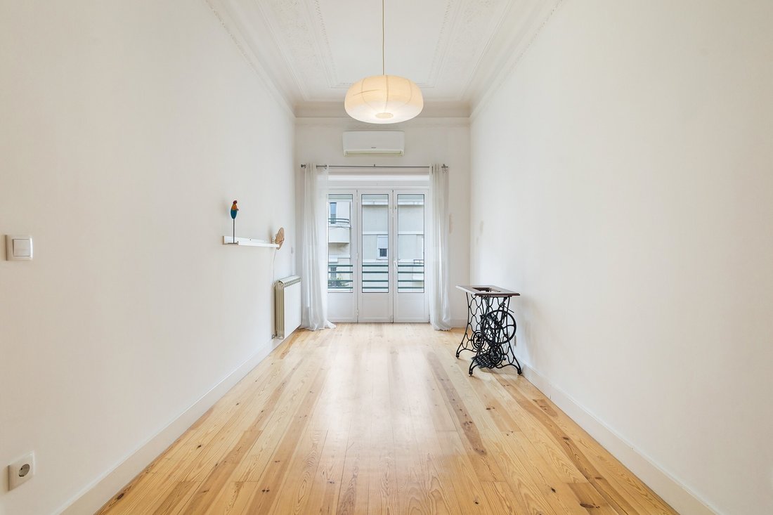 Apartment in Sao Domingos de Benfica, Lisbon, Portugal 2 - 18382291