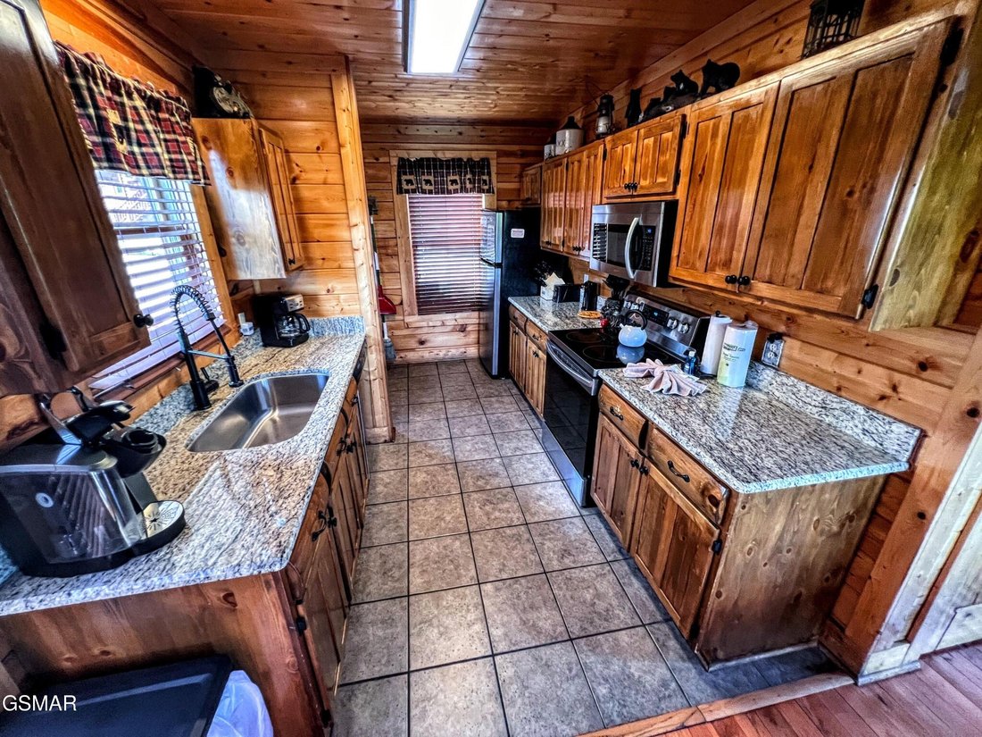 House in Sevierville, Tennessee, United States 3 - 18373798