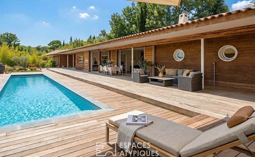 Villa in Bagnols-en-Forêt, Provence-Alpes-Côte d'Azur, France 1