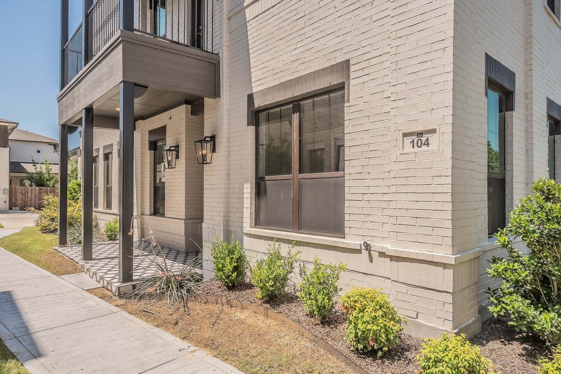 Condo in Fort Worth, Texas, United States 3 - 18374814