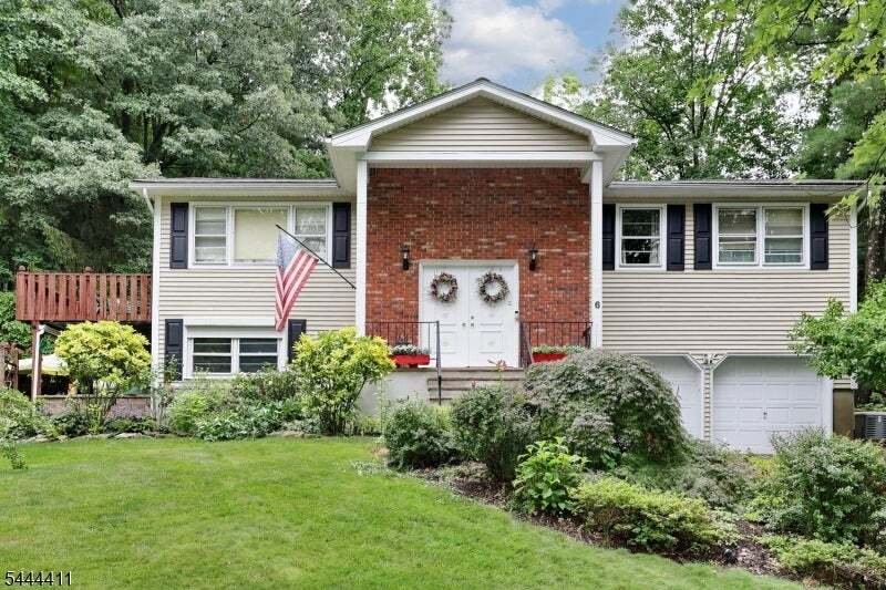 House in Wanaque Boro, NJ, United States 1 - 18384044