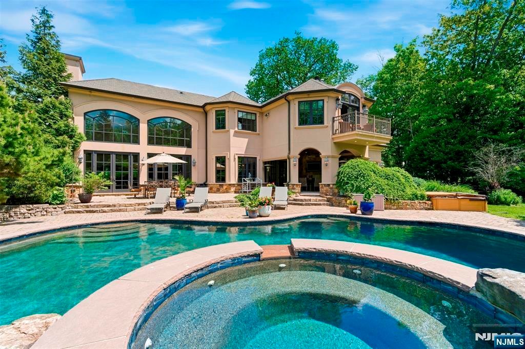 House in Saddle River, New Jersey, United States 2 - 18374895