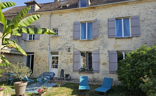 House in Senlis, Hauts-de-France, France 1