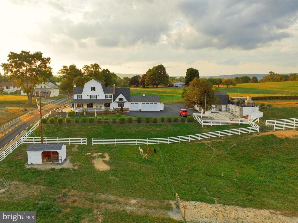 House in Grantville, Pennsylvania, United States 1 - 17083351