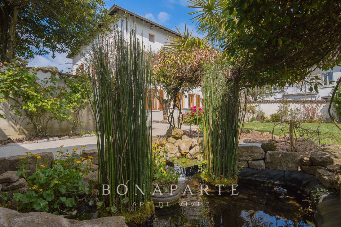 House in Villieu-Loyes-Mollon, Auvergne-Rhône-Alpes, France 2 - 18374426