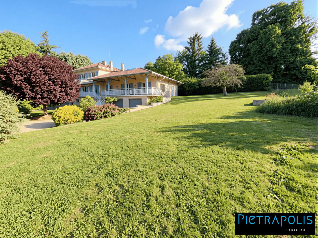 House in Villieu-Loyes-Mollon, Auvergne-Rhône-Alpes, France 1 - 18385843