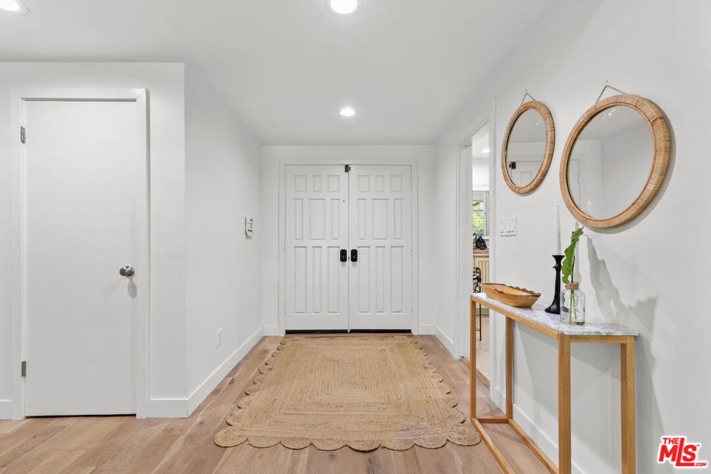 House in Los Angeles, California, United States 3 - 18377822