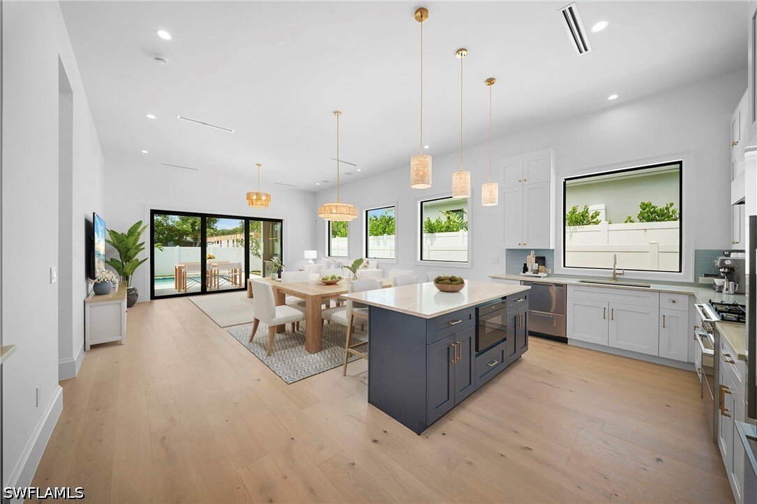 House in Naples, Florida, United States 5 - 16235656