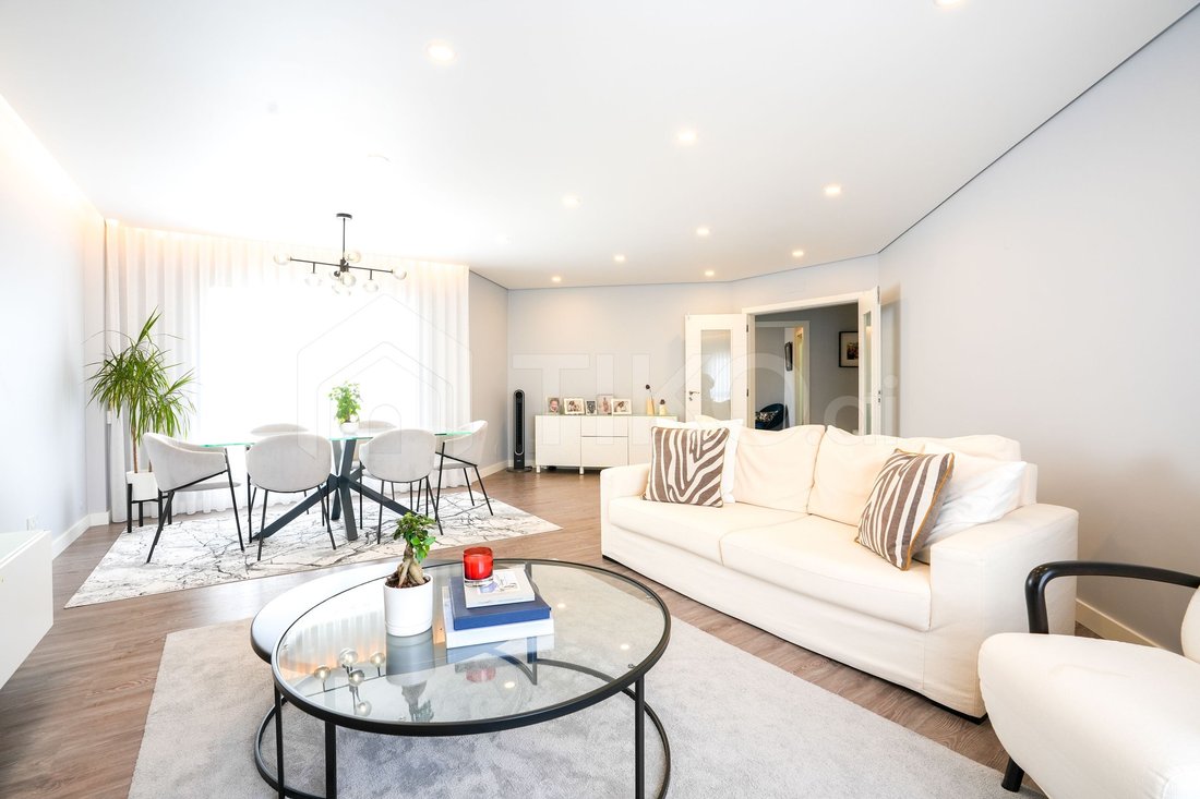 Apartment in Venteira, Lisbon, Portugal 4 - 18381107