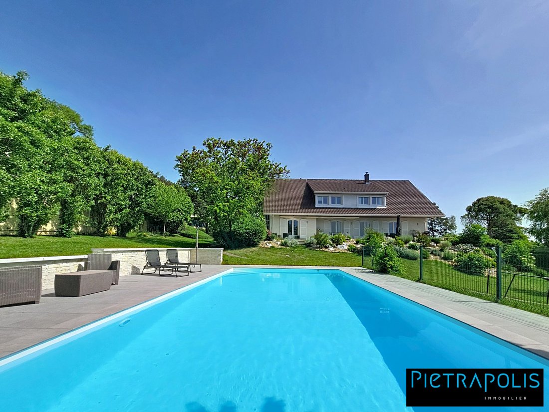 Villa in Daix, Bourgogne – Franche-Comté, France 2 - 16414702