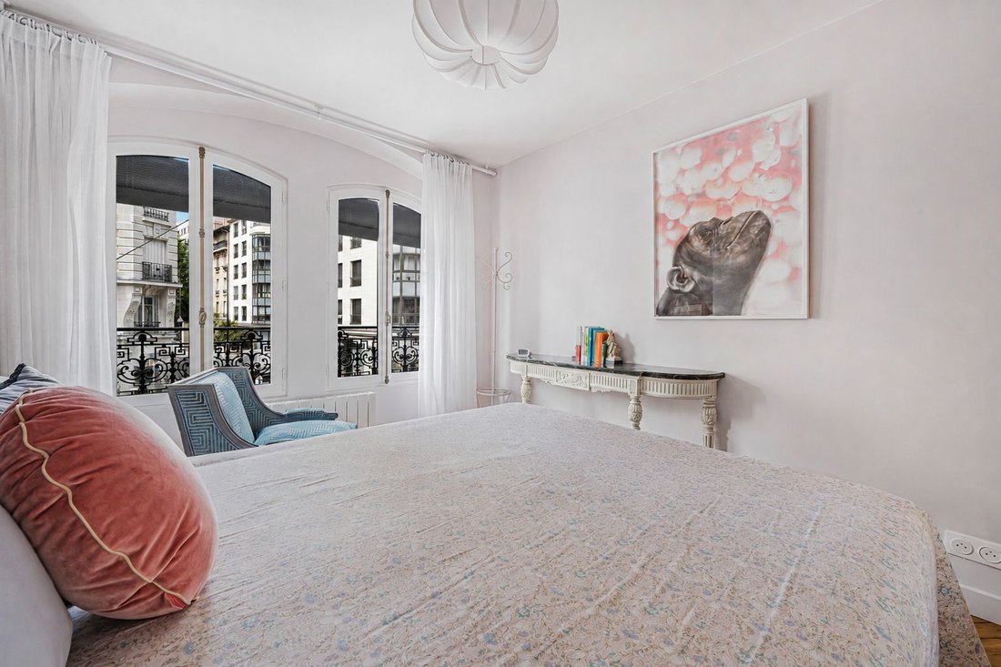 Apartment in Saint Lambert, Paris 15e Arrondissement, Paris 2 - 18378848