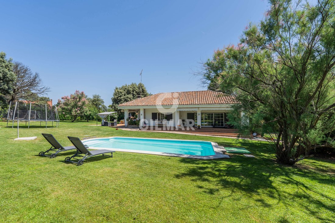 Villa in Valdelagua, Comunidad de Madrid, Spain 2 - 18378330