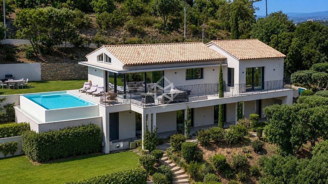 Villa in Les Issambres, Roquebrune-sur-Argens, France 1 - 18374348