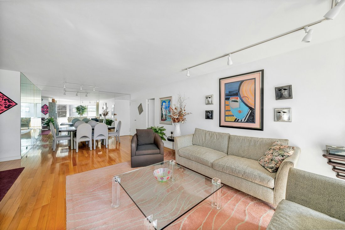 Co Op in New York, New York, United States 4 - 18365634