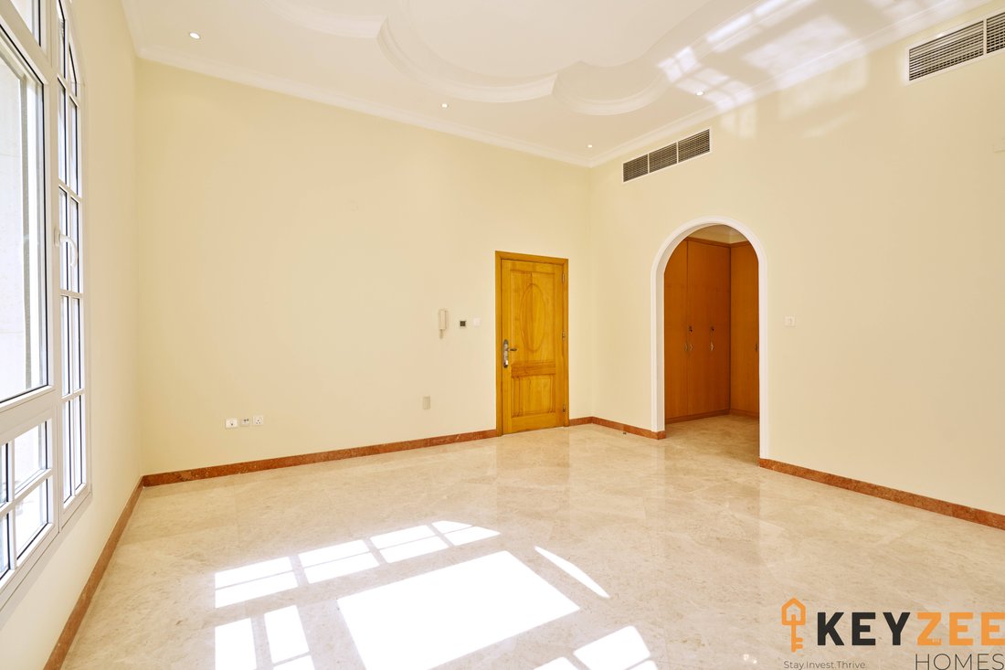 Villa in Al Barsha, Dubai, United Arab Emirates 4 - 18374024