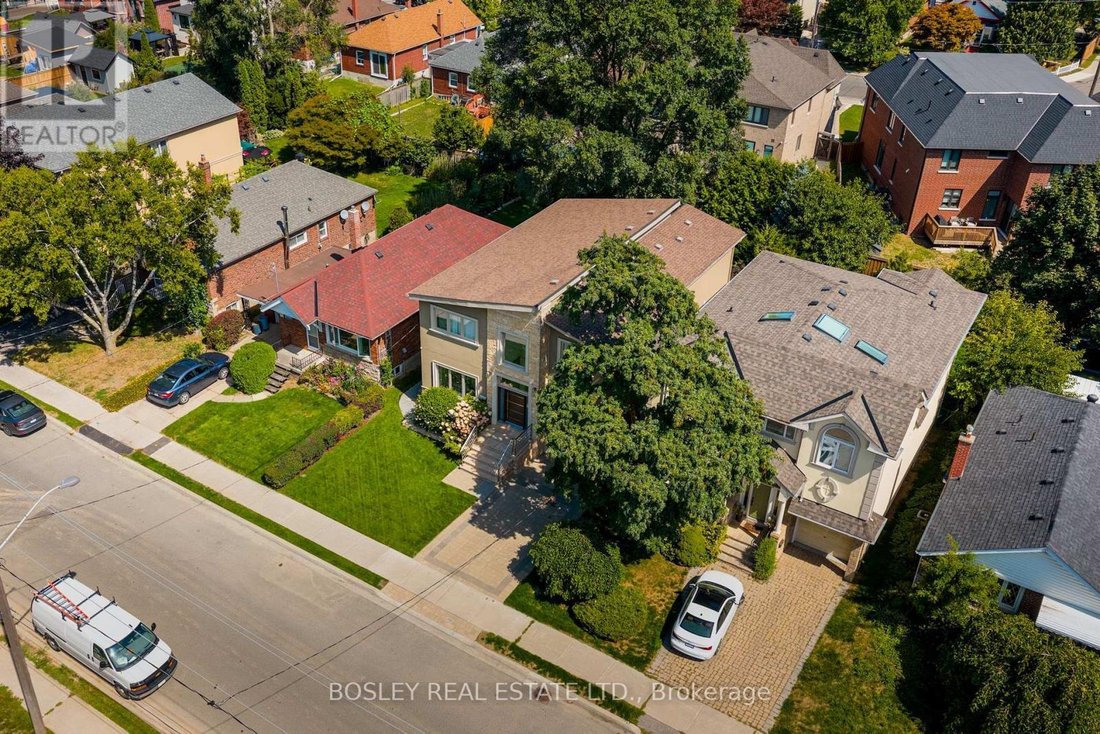 House in Toronto, Ontario, Canada 4 - 18287698