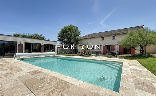 House in Saint-Jean-d'Ardières, Belleville-en-Beaujolais, France 1