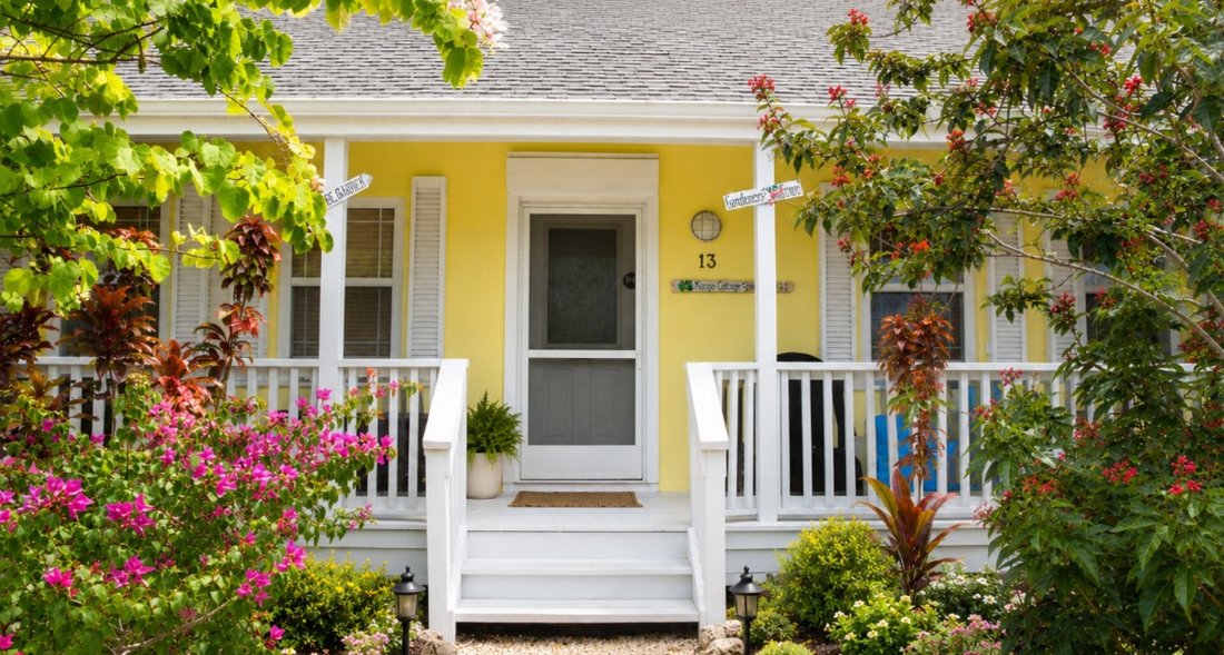 House in North Sound Estates, Bodden Town, Cayman Islands 1 - 18382994