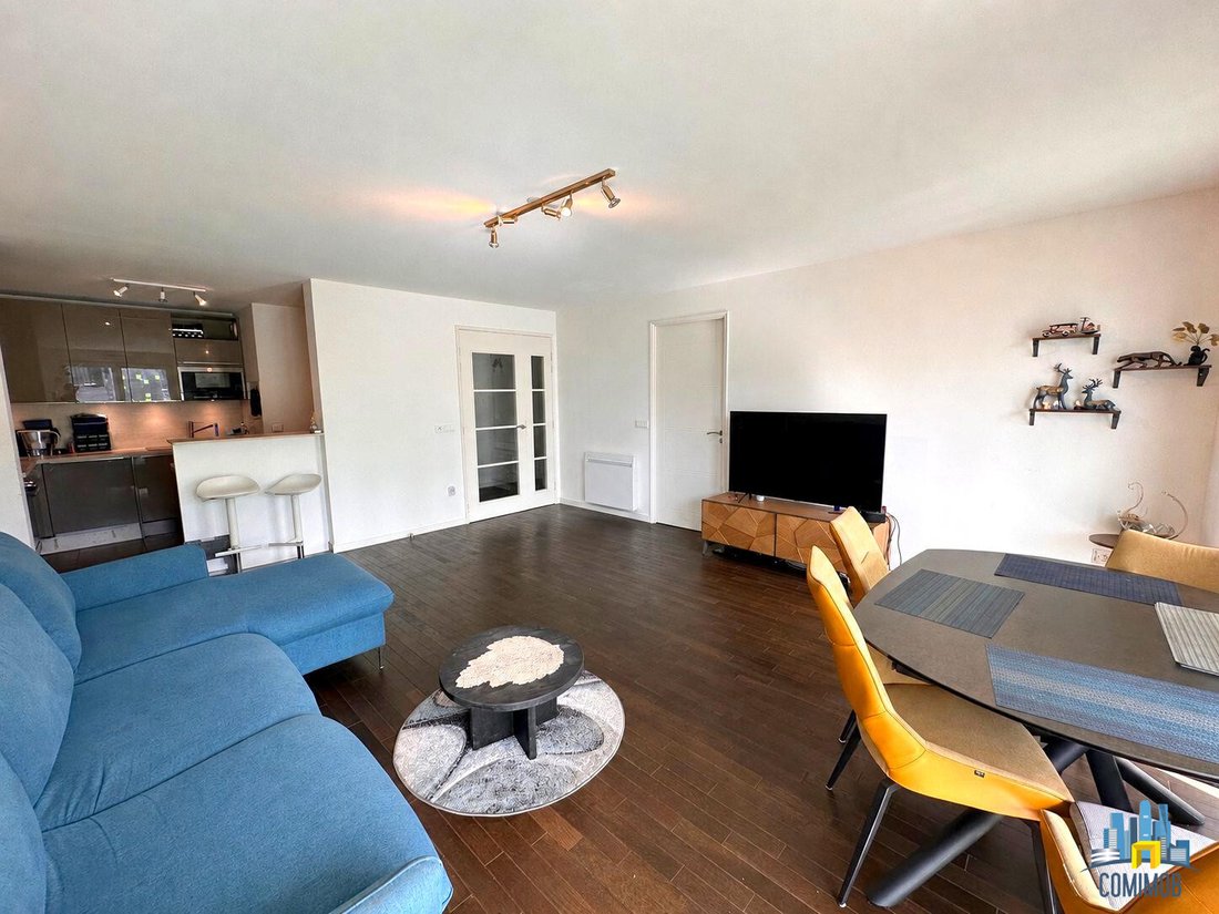 Apartment in Hôtel de Ville, Courbevoie, France 2 - 18385431