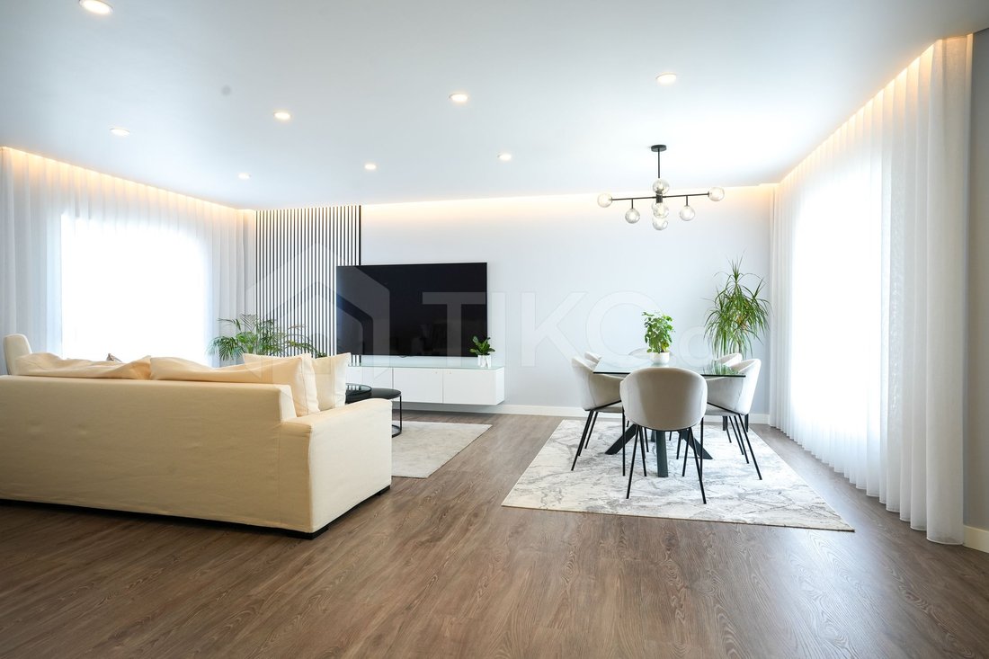 Apartment in Venteira, Lisbon, Portugal 3 - 18381107