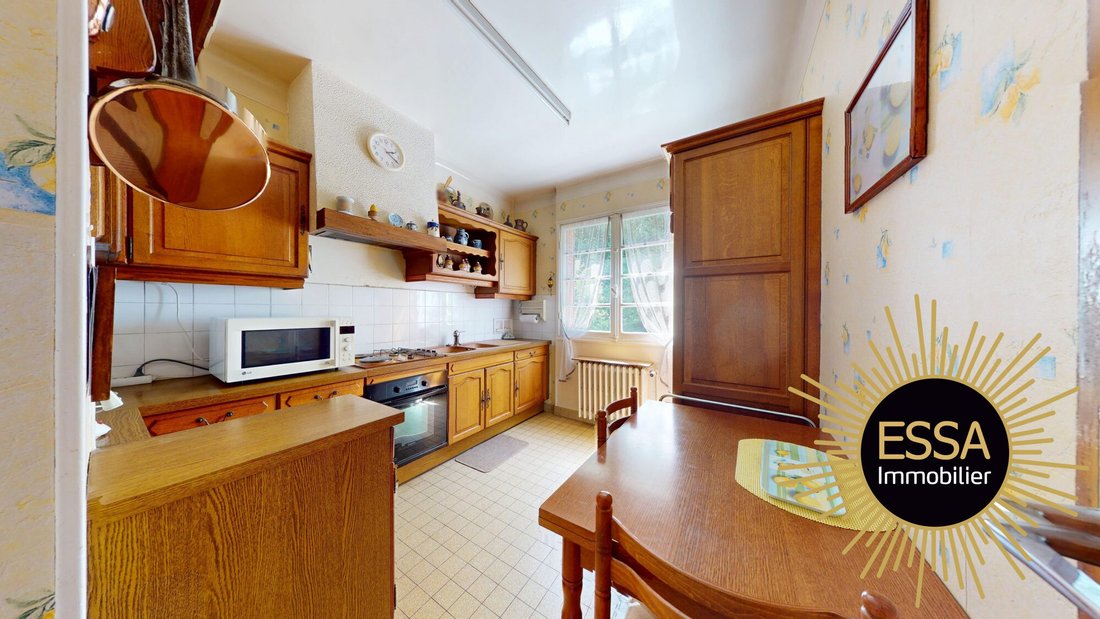 House in Forêt, Velizy-Villacoublay, France 2 - 18385447