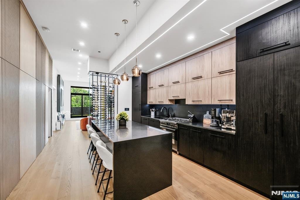 Condo in Weehawken, New Jersey, United States 2 - 18373348