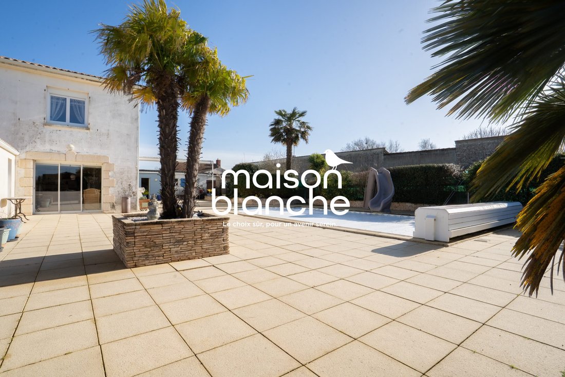 House in Longeville-sur-Mer, Pays de la Loire, France 1 - 17468715