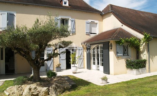 House in Pardies, Nouvelle-Aquitaine, France 1