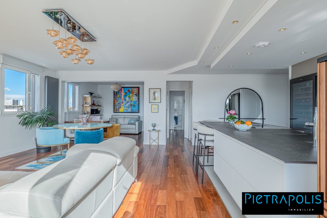 Apartment in Part Dieu, Lyon 3e Arrondissement, Lyon 5 - 18385729