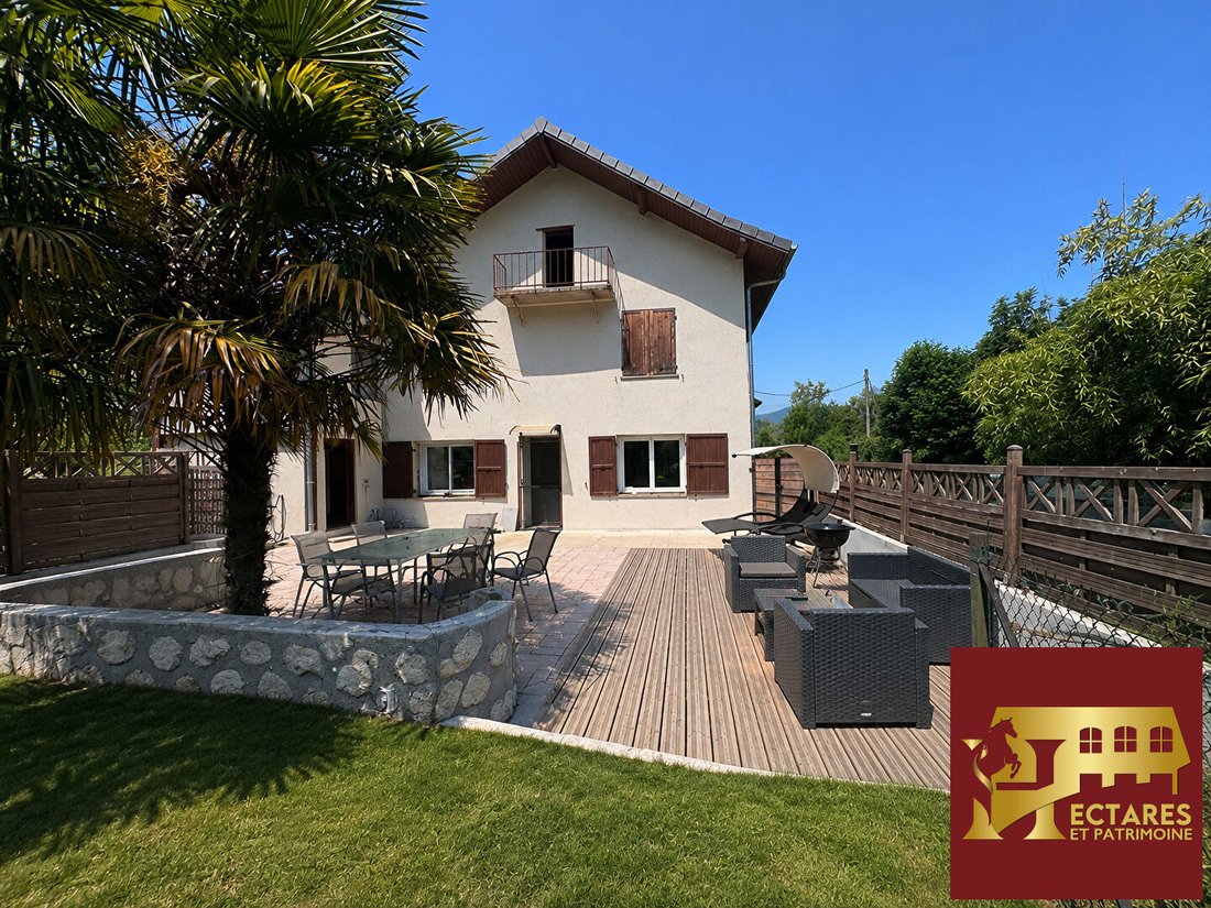 Villa in La Bridoire, Auvergne-Rhône-Alpes, France 1 - 18371932