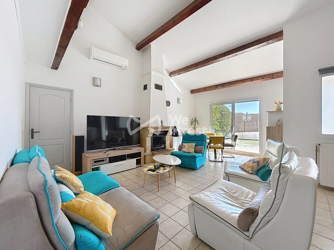 Villa in Saint-Aunes, Occitania, France 4 - 17229203