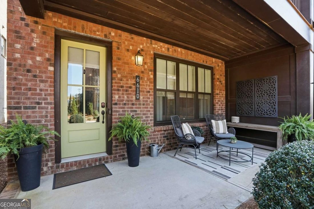 Townhouse in Alpharetta, Georgia, United States 1 - 18378946