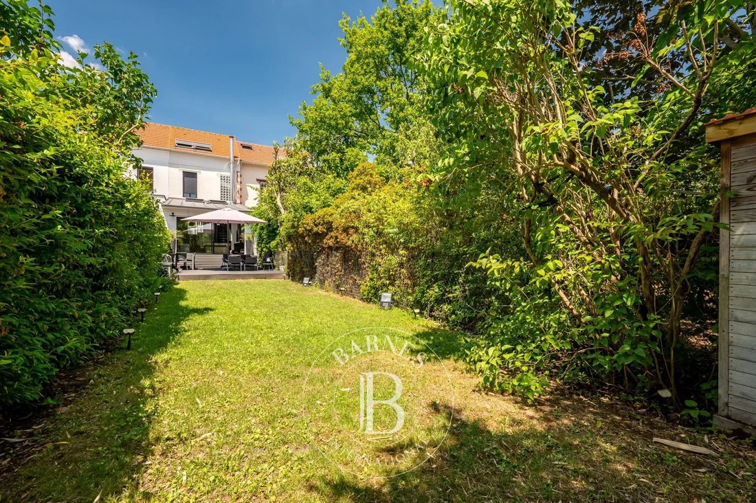 House in Gabriel Péri-Estienne d'Orves, Colombes, France 2 - 18374127