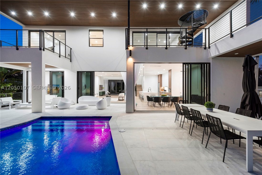 House in Miami, Florida, United States 5 - 18378629