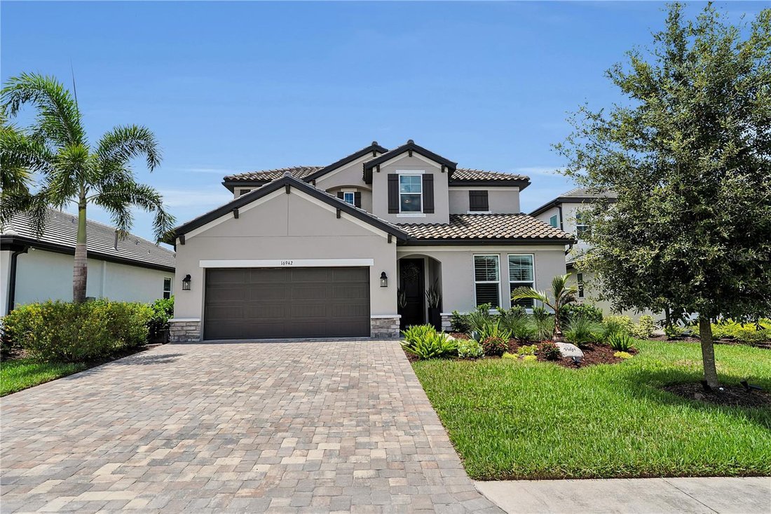 House in Bradenton, Florida, United States 3 - 18379842