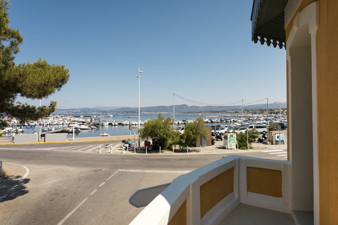 Domaine à Six-Fours-les-Plages, Provence-Alpes-Côte d'Azur, France 3 - 18363251