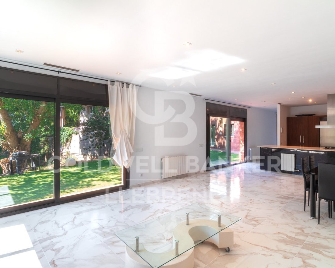 House in Sant Cugat del Valles, Catalonia, Spain 4 - 12135903