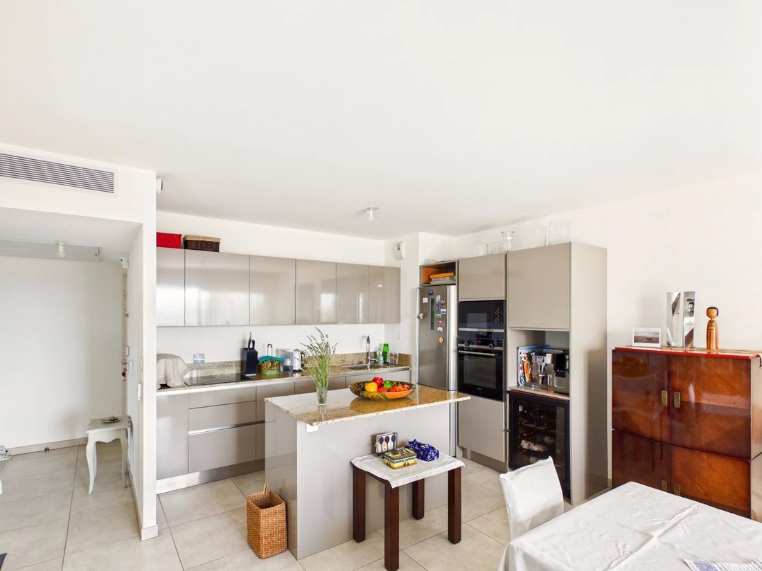 Apartment in Grand Sud- Aix la Duranne, Aix-en-Provence, France 4 - 18380390