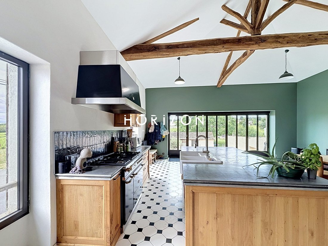 House in Villie-Morgon, Auvergne-Rhône-Alpes, France 4 - 18384829