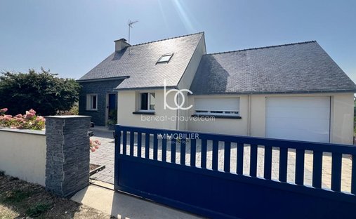 House in Sarzeau, Brittany, France 1