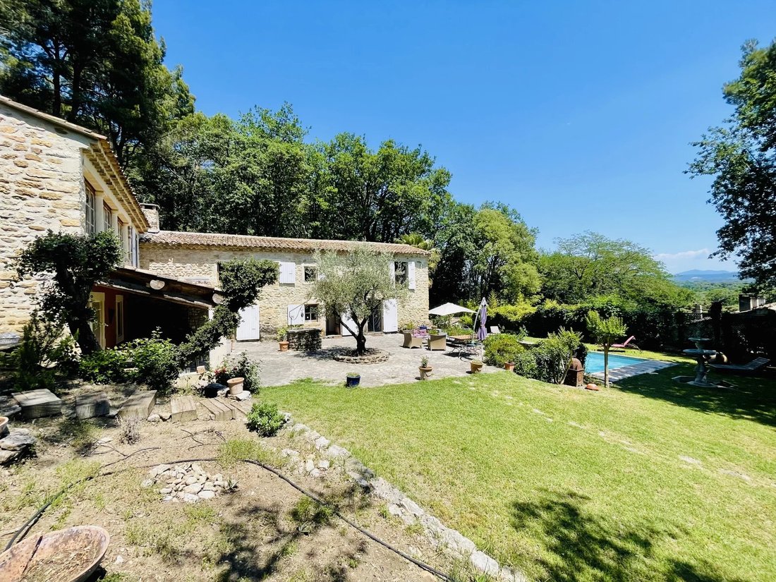 Country House in Grillon, Provence-Alpes-Côte d'Azur, France 1 - 18374050