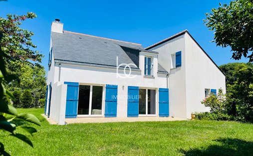 House in Sarzeau, Brittany, France 1